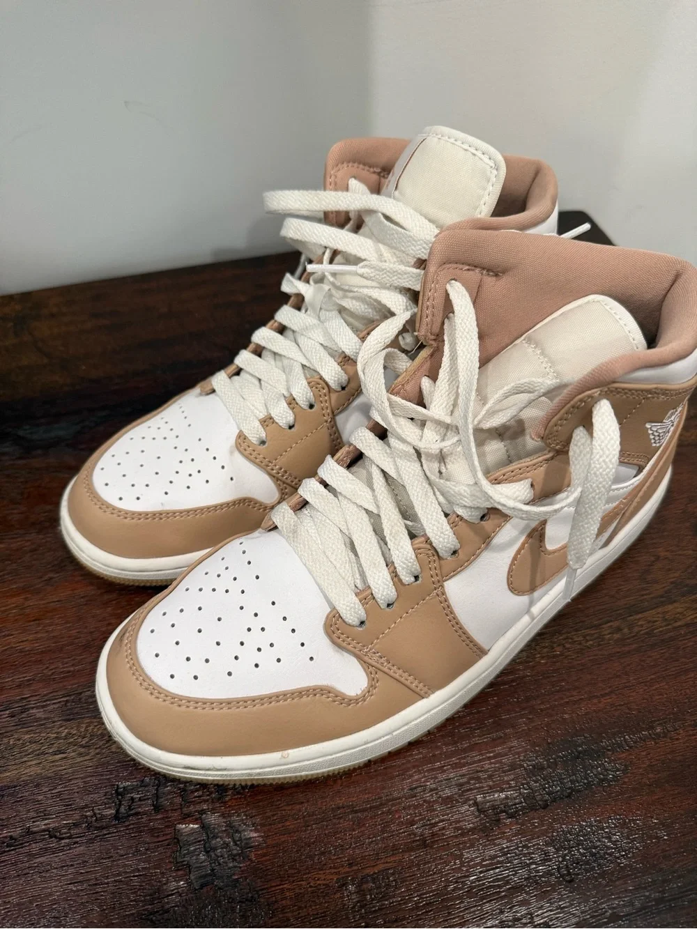 Nike Jordan Sneakers